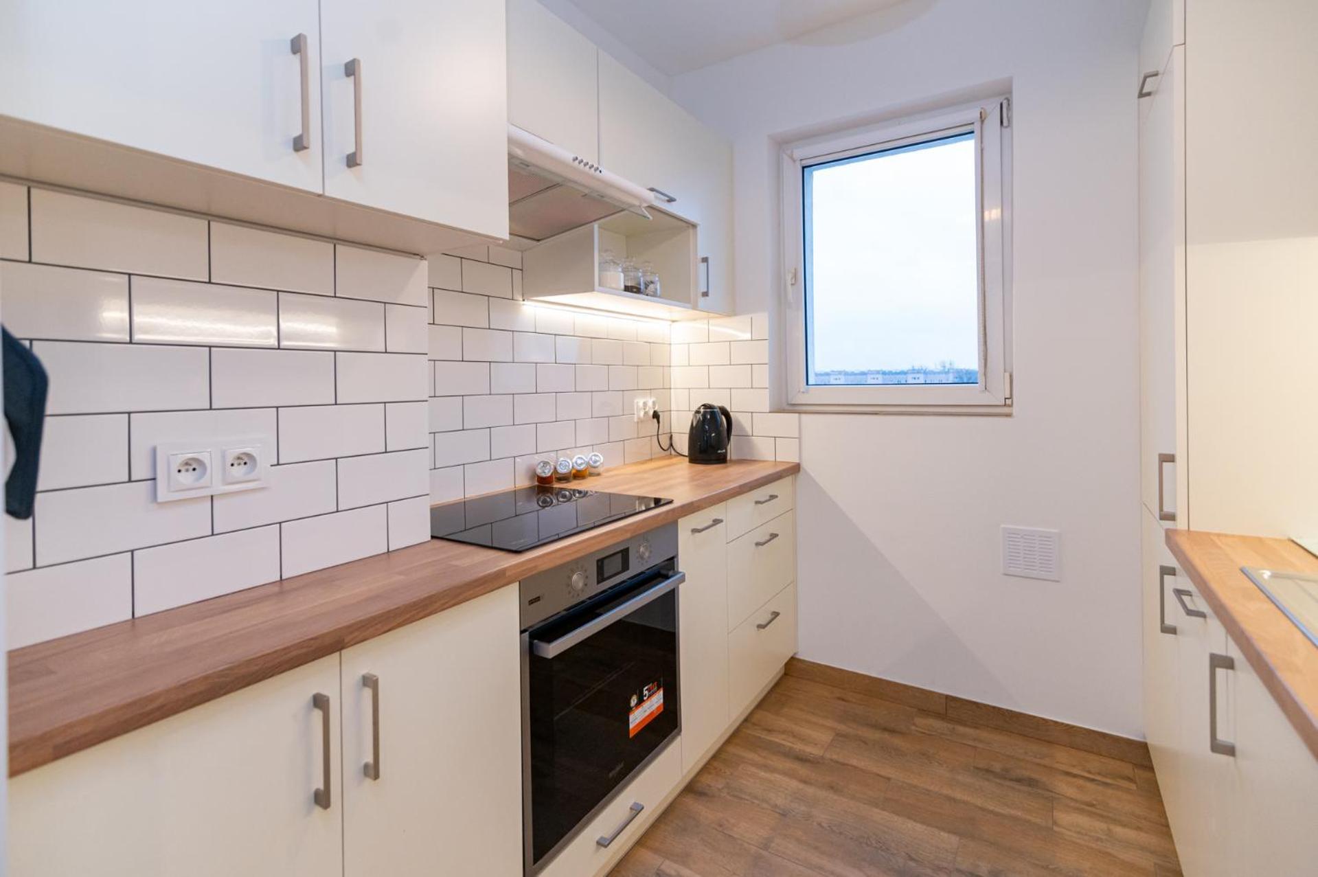 Regem Wola Apartment Варшава Екстериор снимка