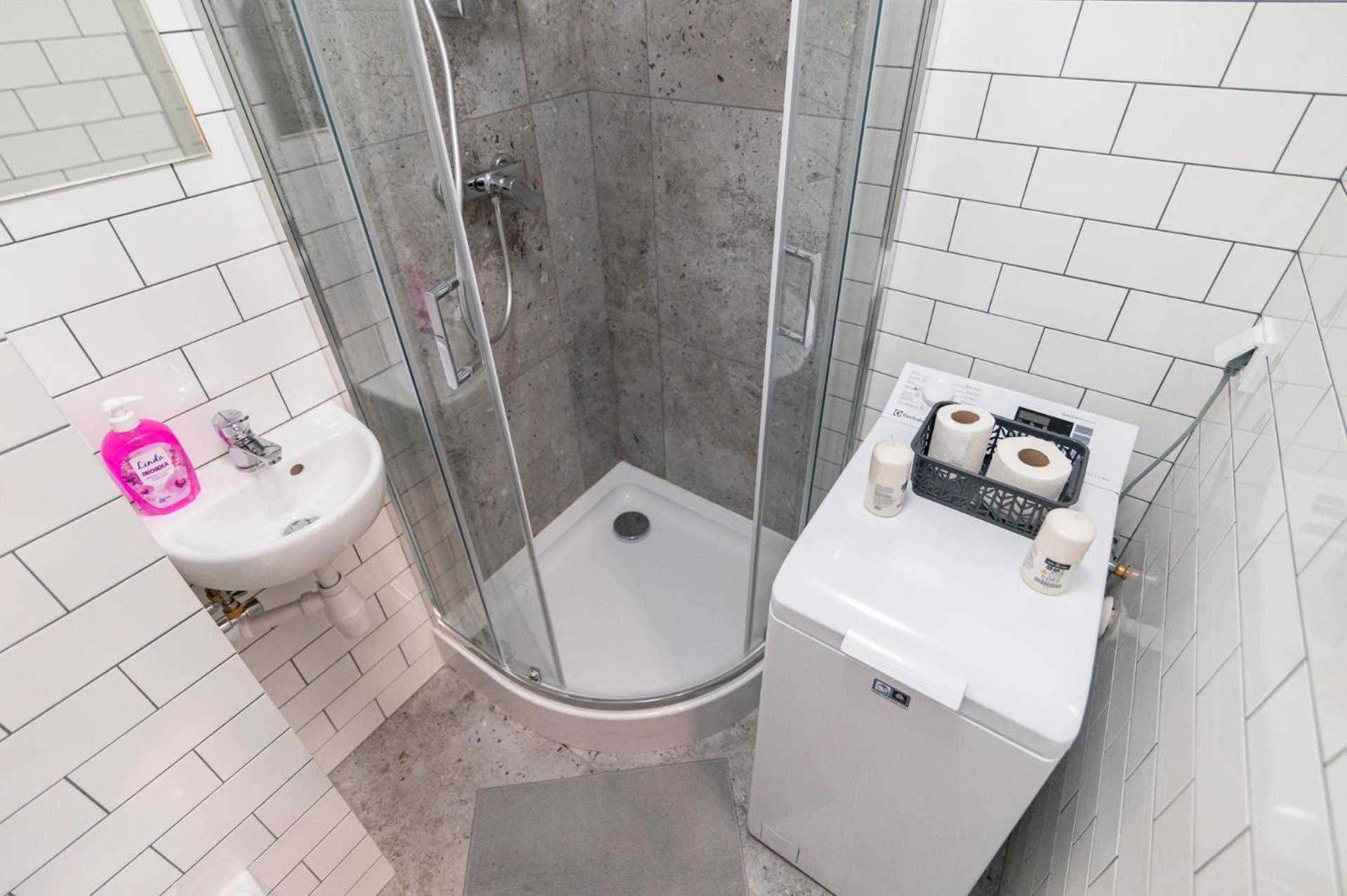 Regem Wola Apartment Варшава Екстериор снимка
