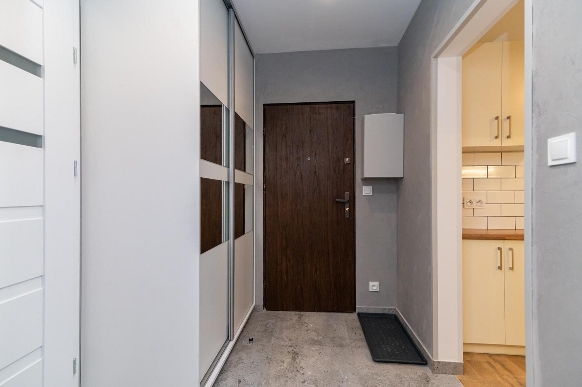 Regem Wola Apartment Варшава Екстериор снимка