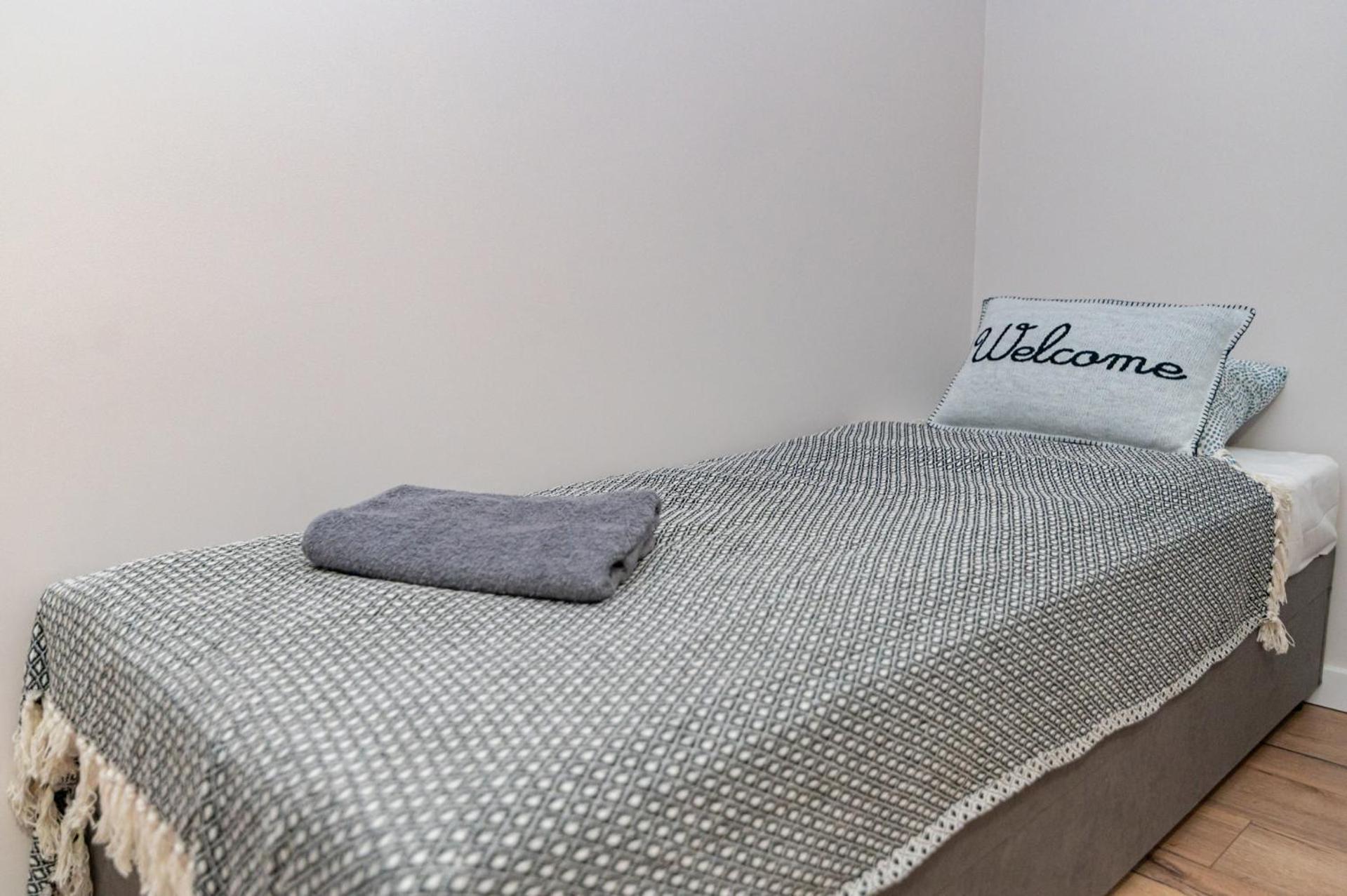 Regem Wola Apartment Варшава Екстериор снимка